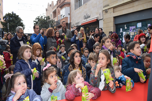 Els nens i les nenes celebraran les campanades de Cap d’Any a les 12 del matí, a la plaça de la Vila