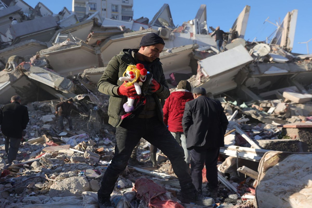 Donar suport a la població víctima del terratrèmol a Síria,Turquia i el Kurdistan