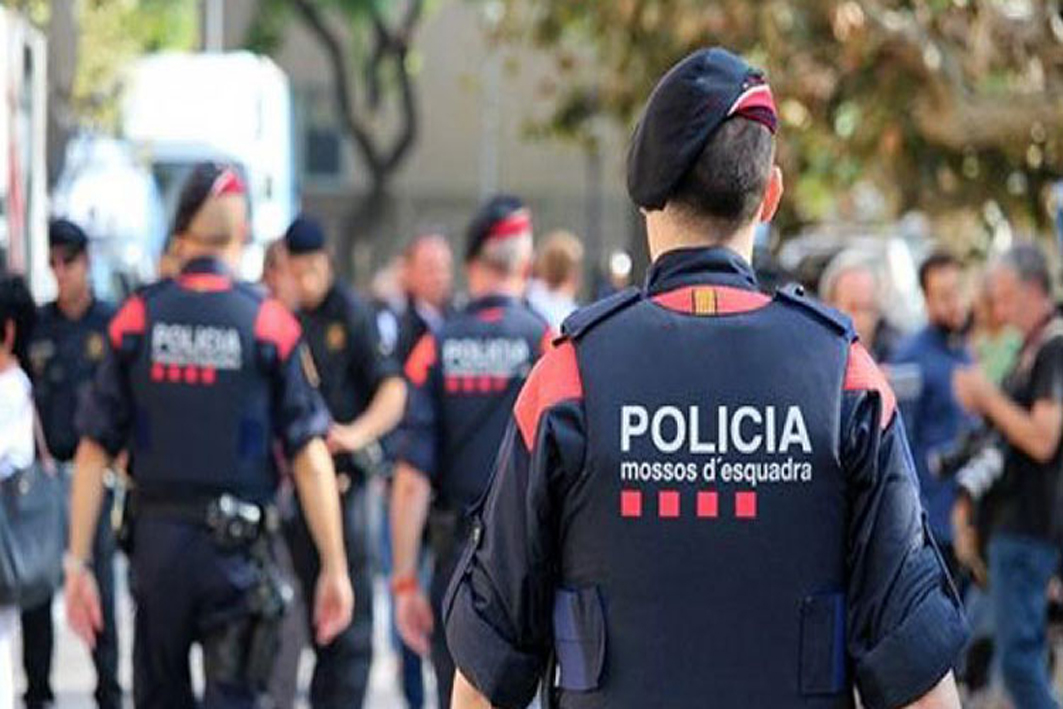 Desmantellen a Barcelona un grup criminal multireincident especialitzat en robatoris amb força a domicilis utilitzant marcadors