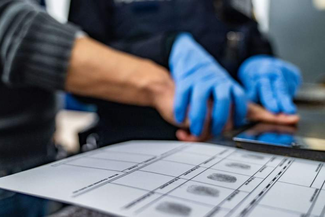 Detenen l’autor d’un robatori amb força a un bar de Martorell