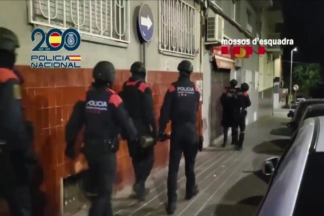 Grup criminal especialitzat en el robatori i desballestament de motocicletes