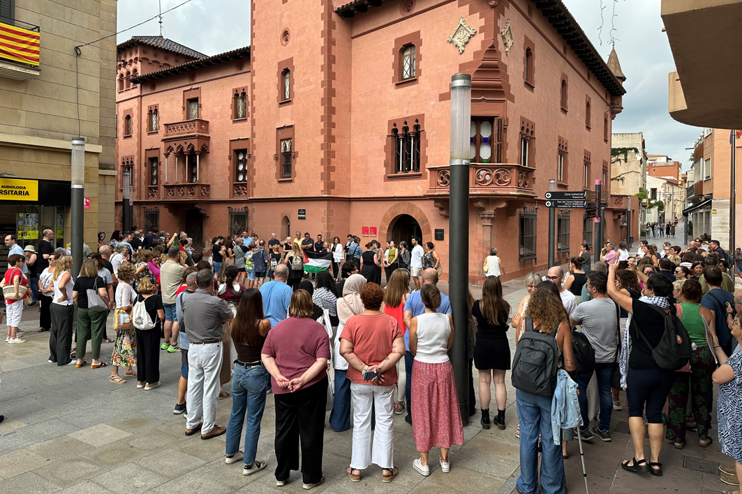 Viladecans es manifesta per Gaza